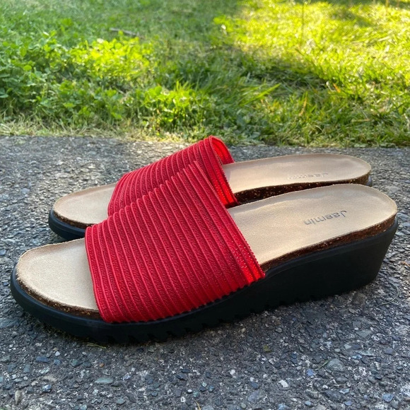 Jasmin red woven slip on summer sandal wedge slides Sz 10 - Picture 2 of 10